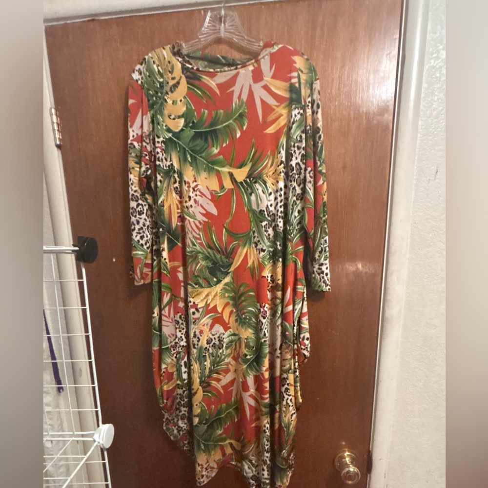 Tropical Print Maxi Dress - Picture 2 of 16